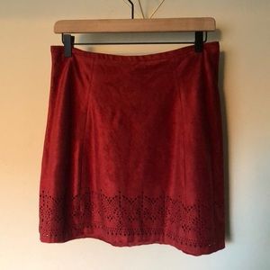 Express lasercut skirt. Size 8.